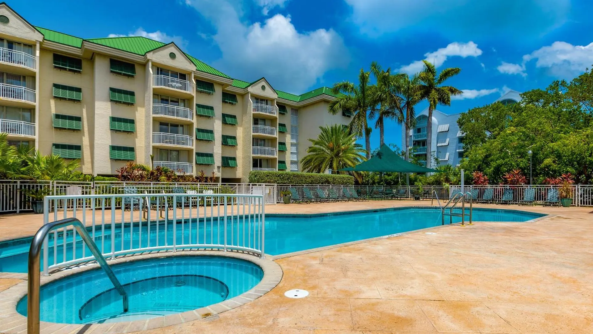 Sunrise Suites Cayo Coco Suite #208 Key West Apartment