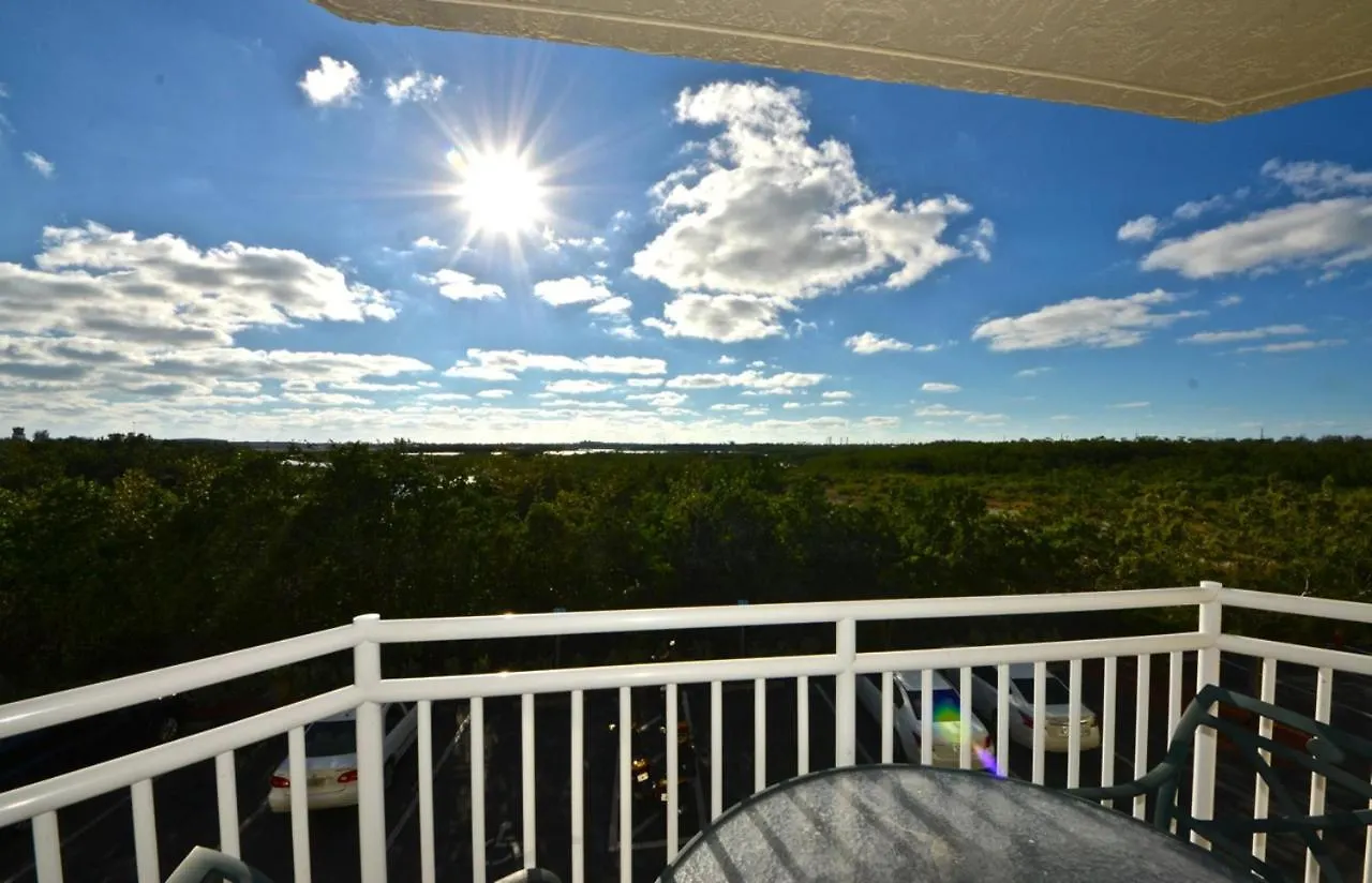Sunrise Suites Cayo Coco Suite #208 Key West