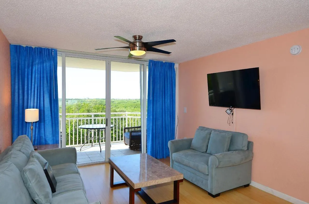 Sunrise Suites Cayo Coco Suite #208 Key West